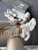 New Balance 9060 - Branco/Cinza